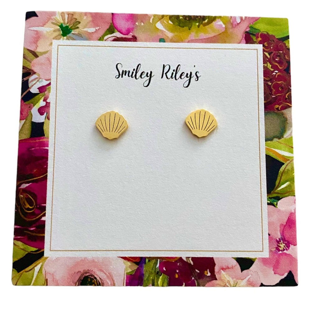 18K Gold Plated Shell Stud Earrings